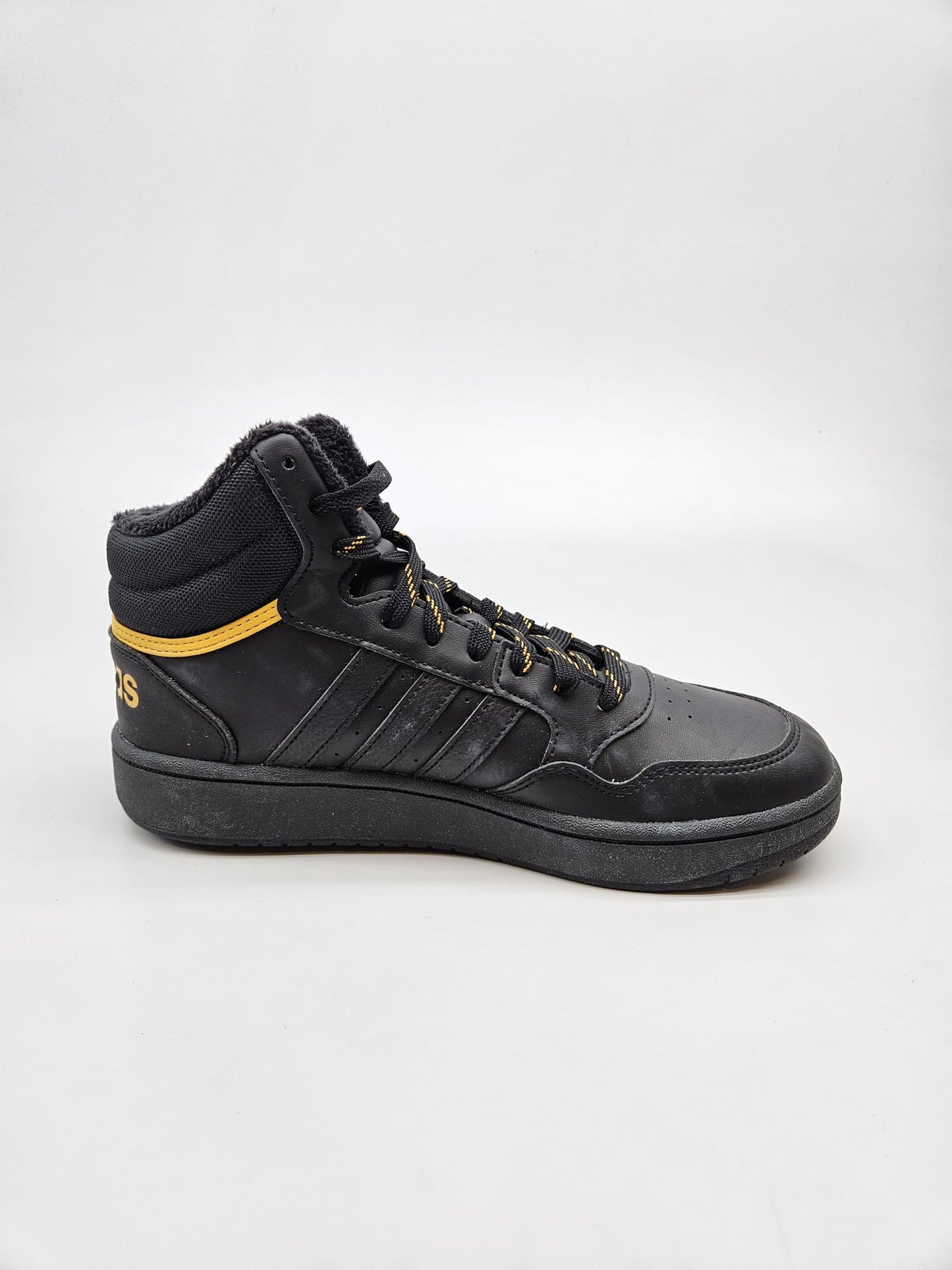 ADIDAS NOVI ORIGINAL PATIKI BR 38