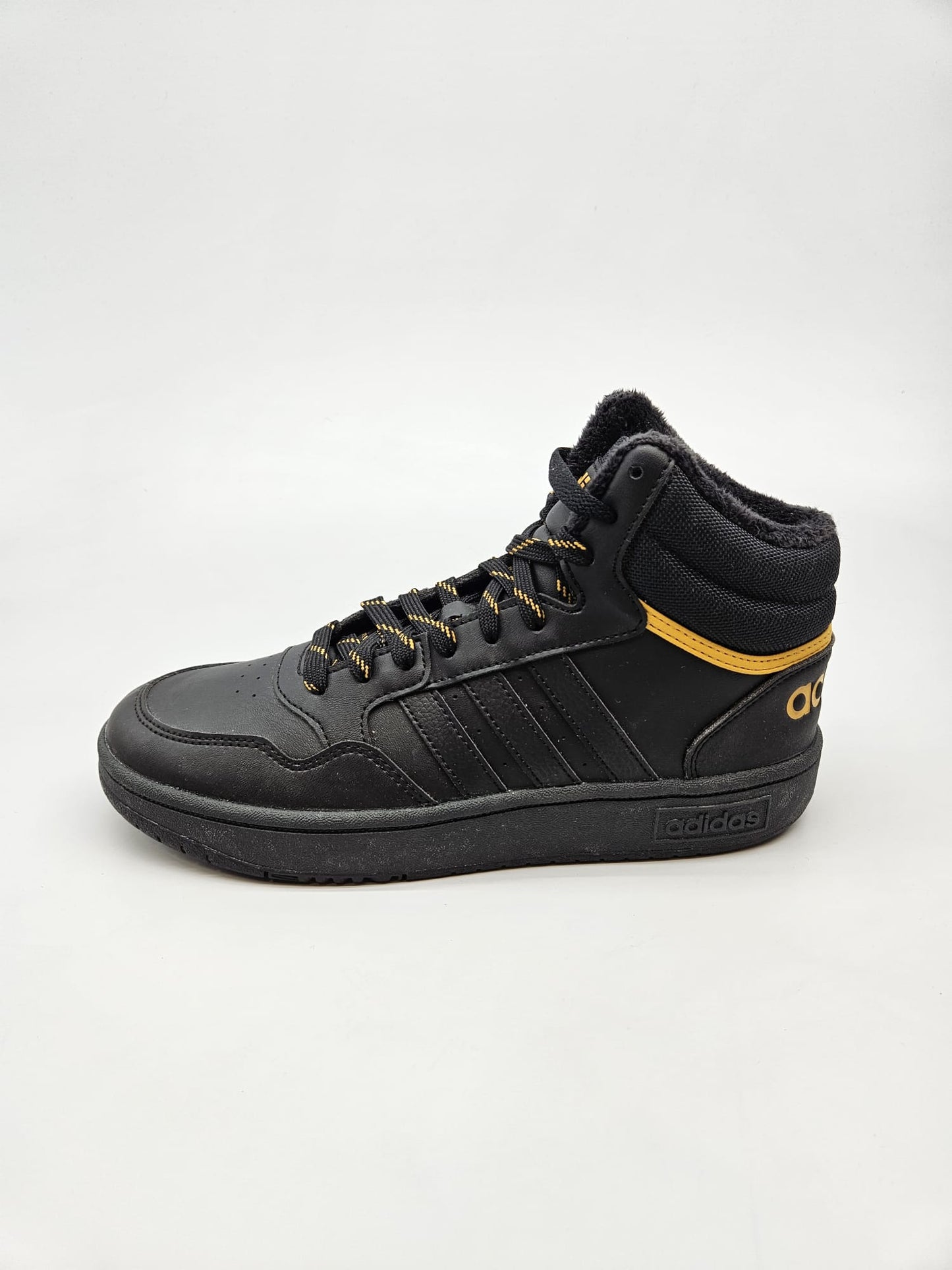 ADIDAS NOVI ORIGINAL PATIKI BR 38