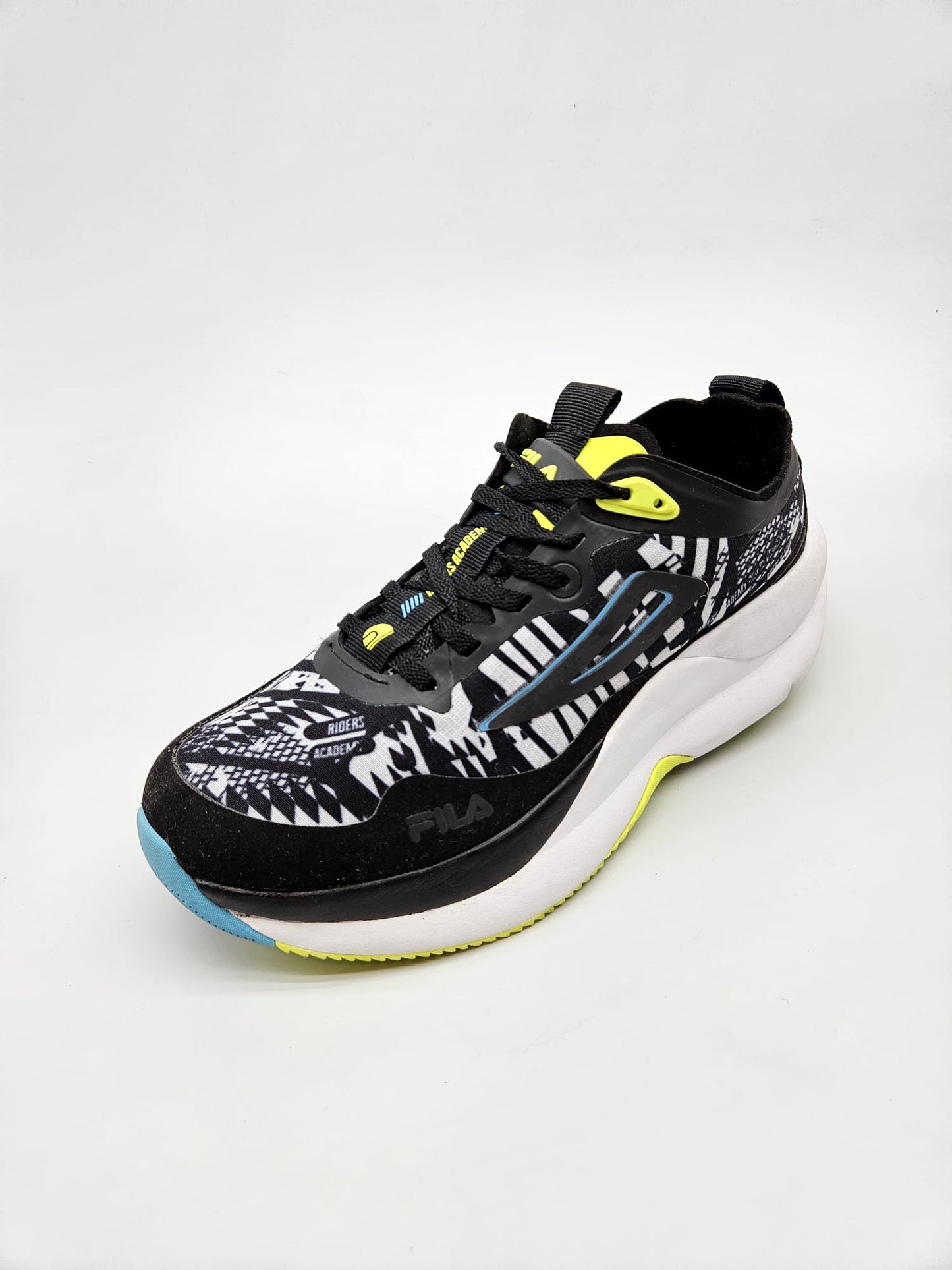 FILA NOVI ORIGINAL PATIKI BR 39