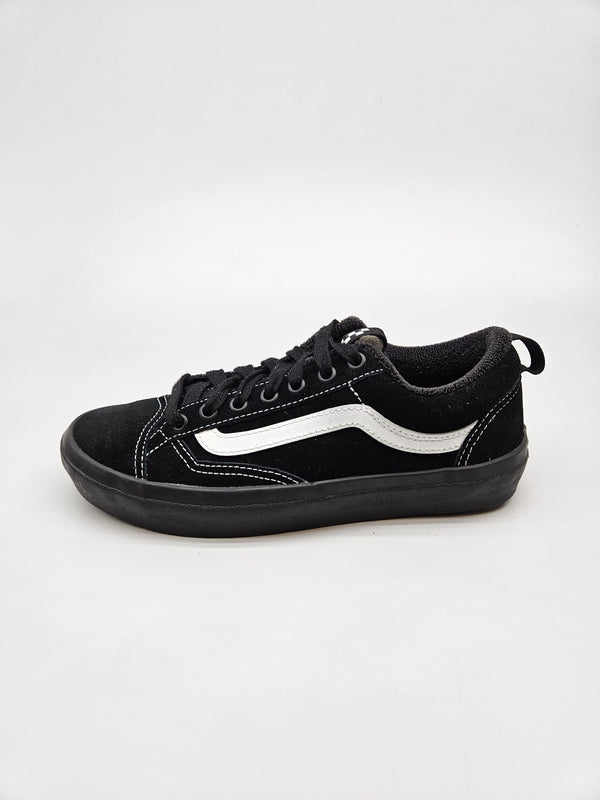 VANS NOVI ORIGINAL PATIKI BR 38