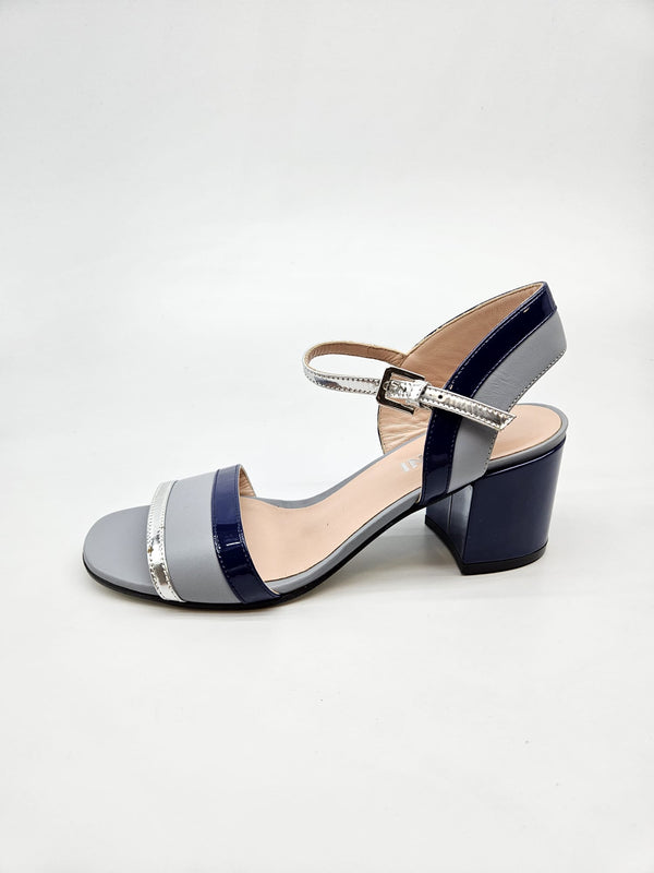 POLLINI ORIGINAL NOVI SANDALI BR 37.5