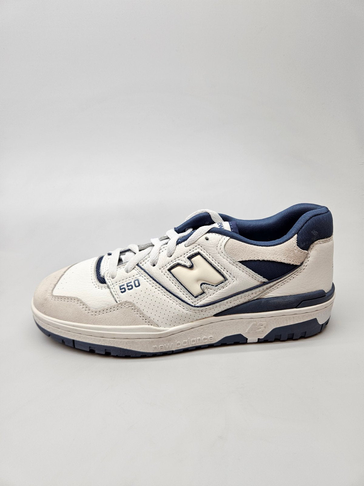 NEW BALANCE NOVI ORIGINAL PATIKI BR 42.5