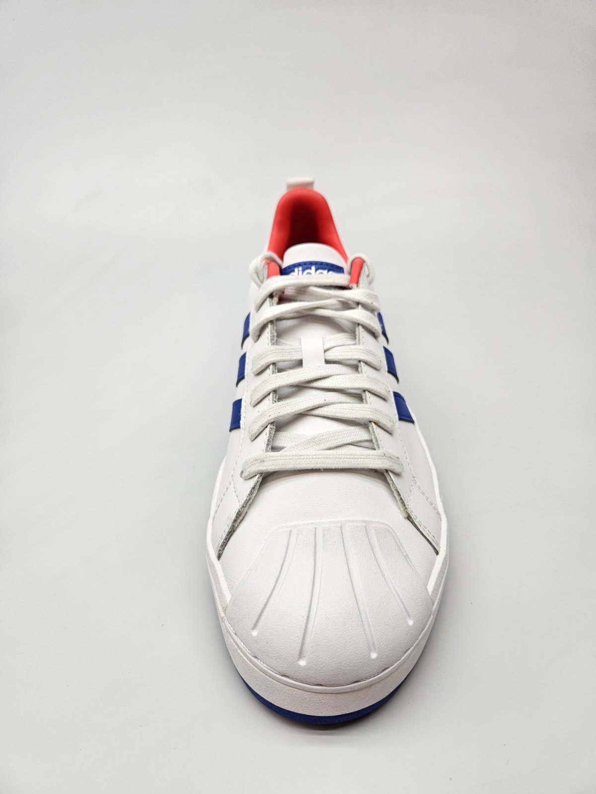 ADIDAS NOVI ORIGINAL PATIKI BR 43