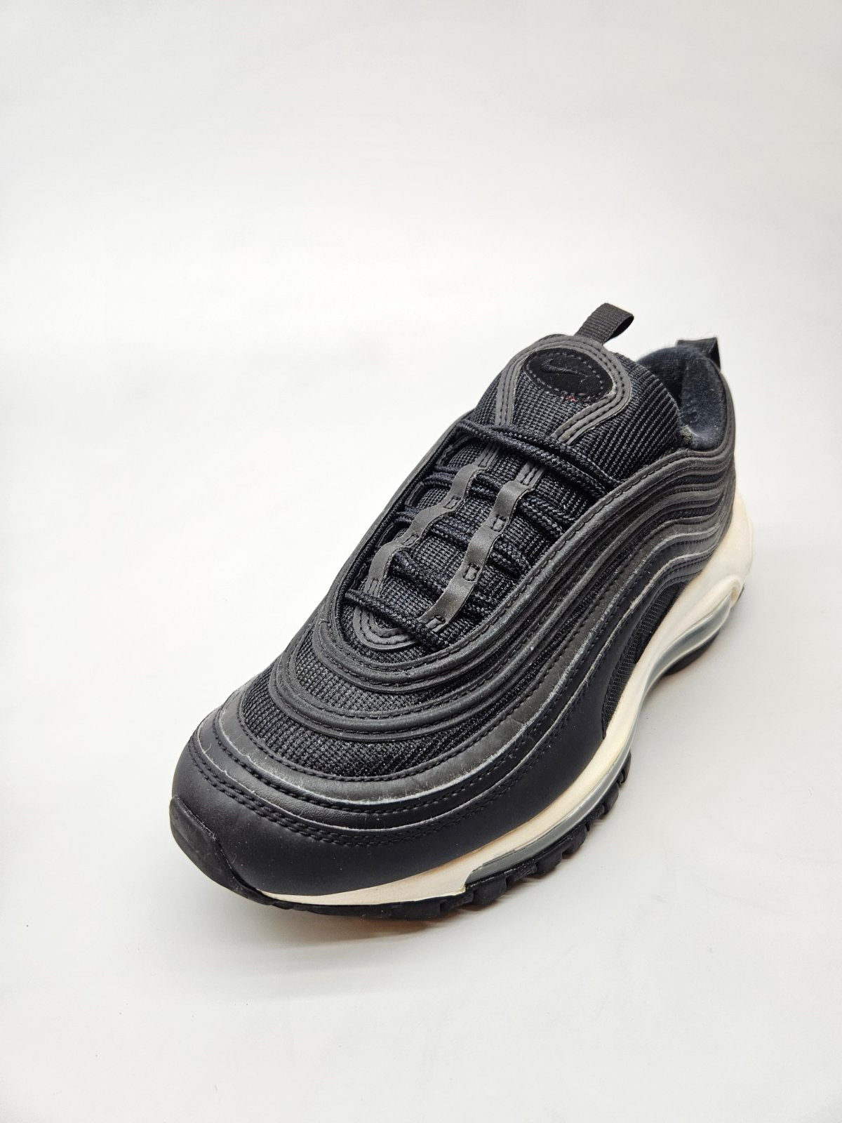 NIKE AIRMAX NOVI ORIGINAL PATIKI BR 37.5