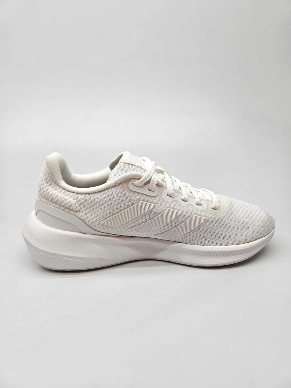 ADIDAS NOVI ORIGINAL PATIKI BR 38.5