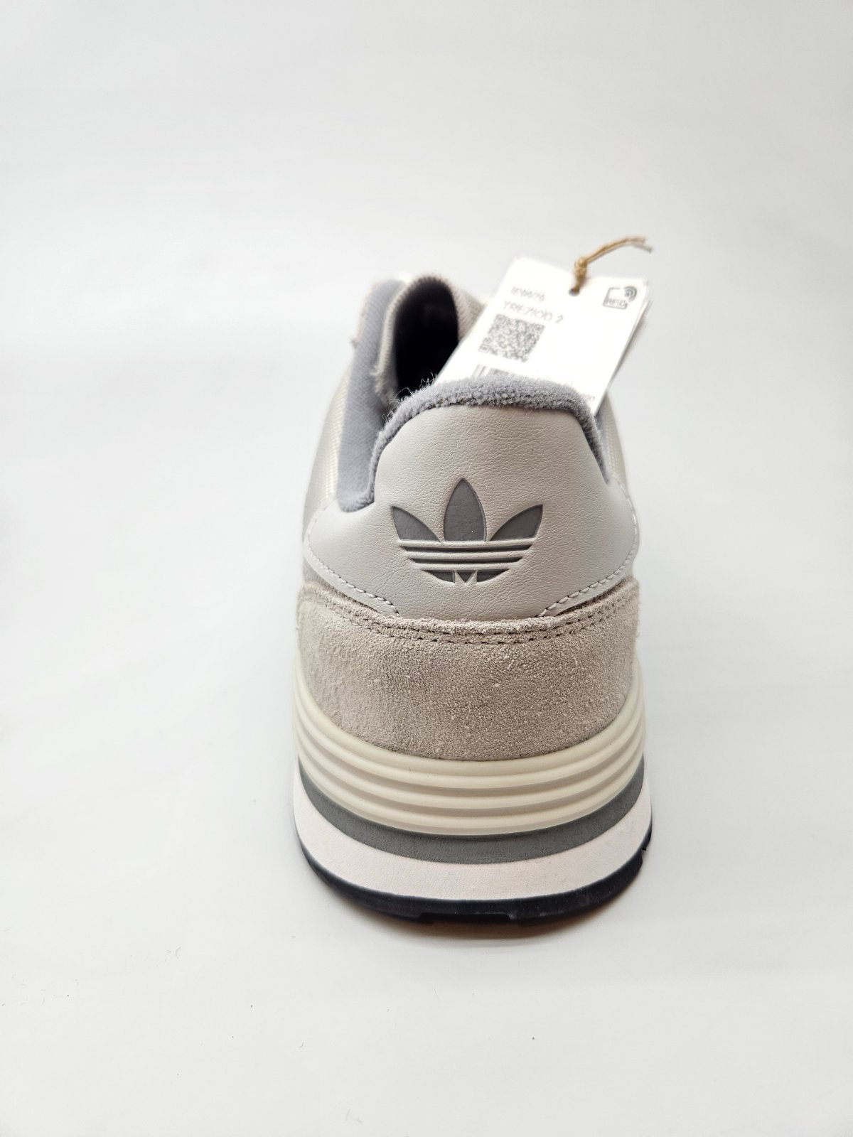 ADIDAS NOVI ORIGINAL PATIKI BR 46