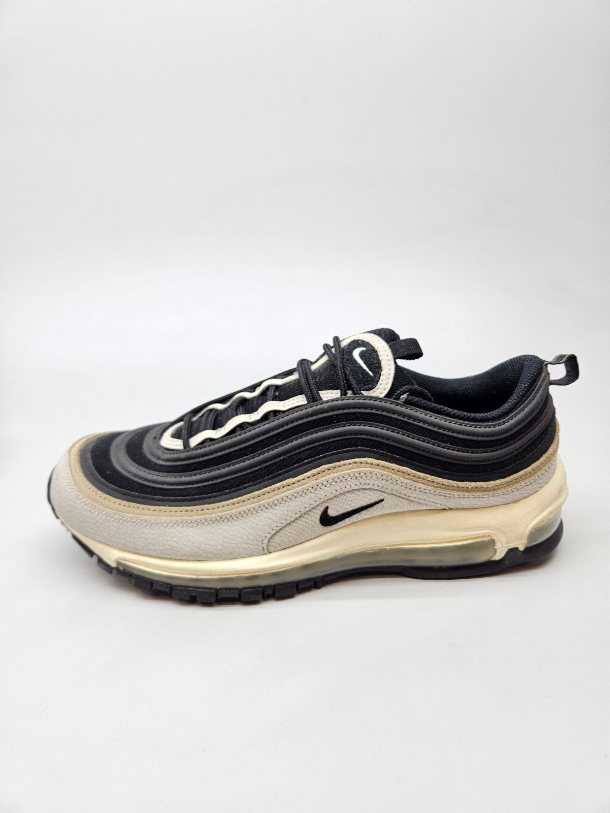 NIKE AIRMAX NOVI ORIGINAL PATIKI BR 45