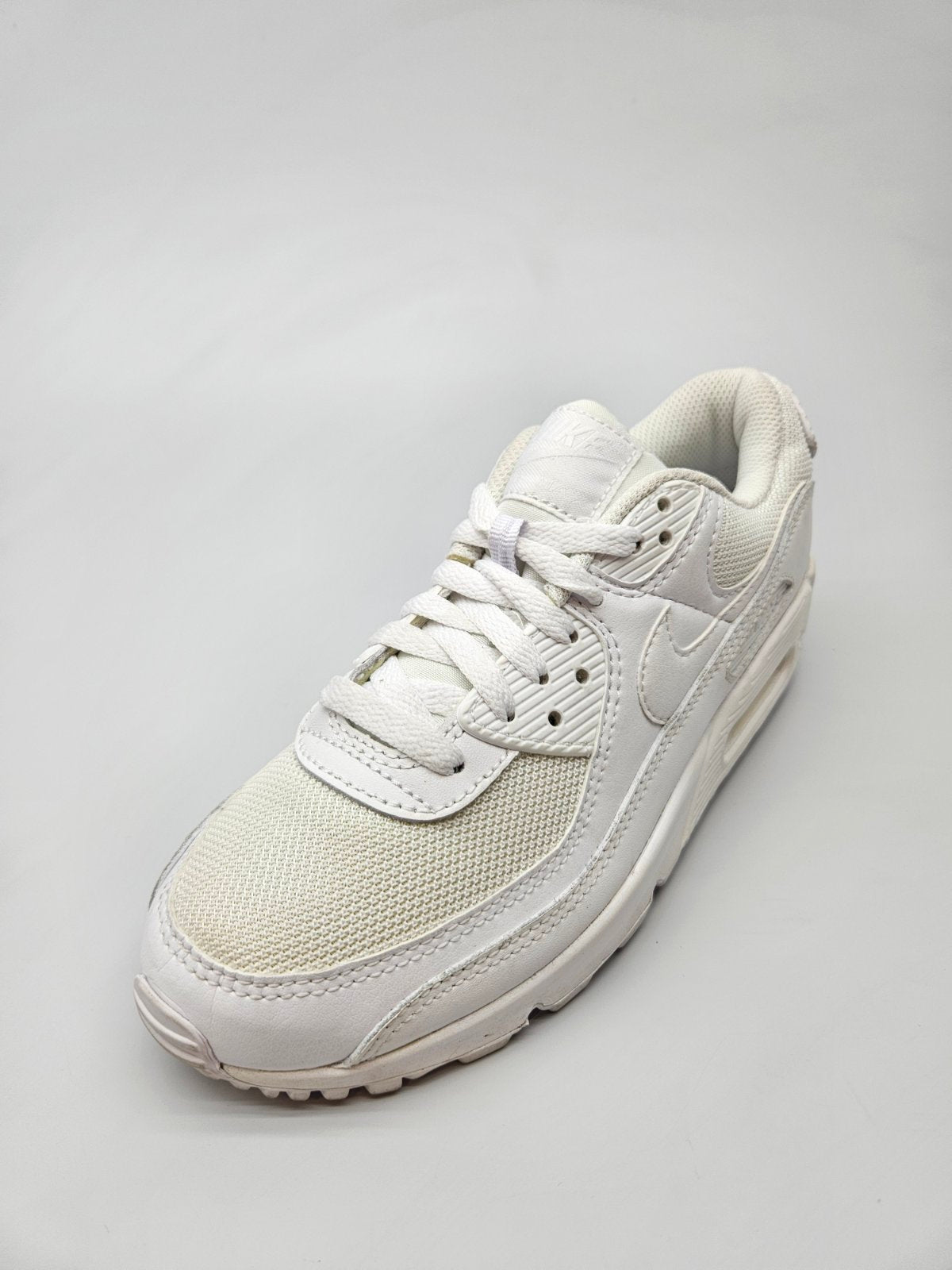 NIKE AIRMAX NOVI ORIGINAL PATIKI BR 38.5