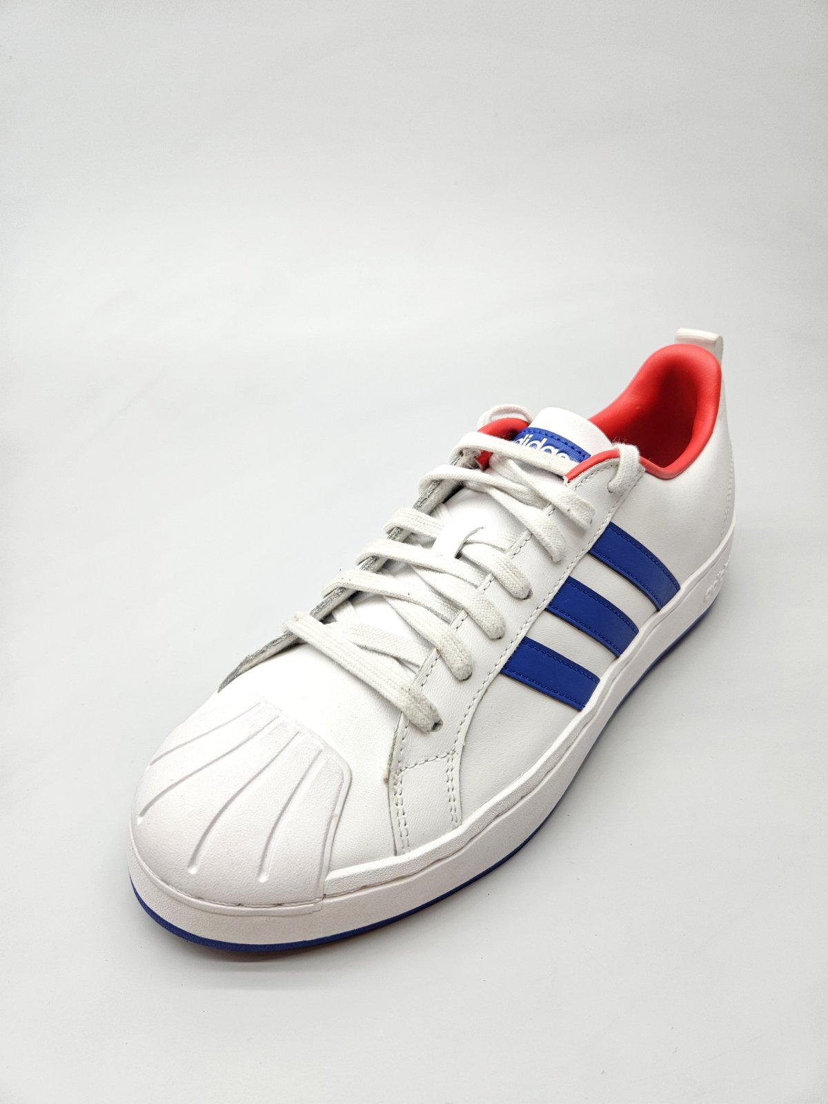 ADIDAS NOVI ORIGINAL PATIKI BR 43