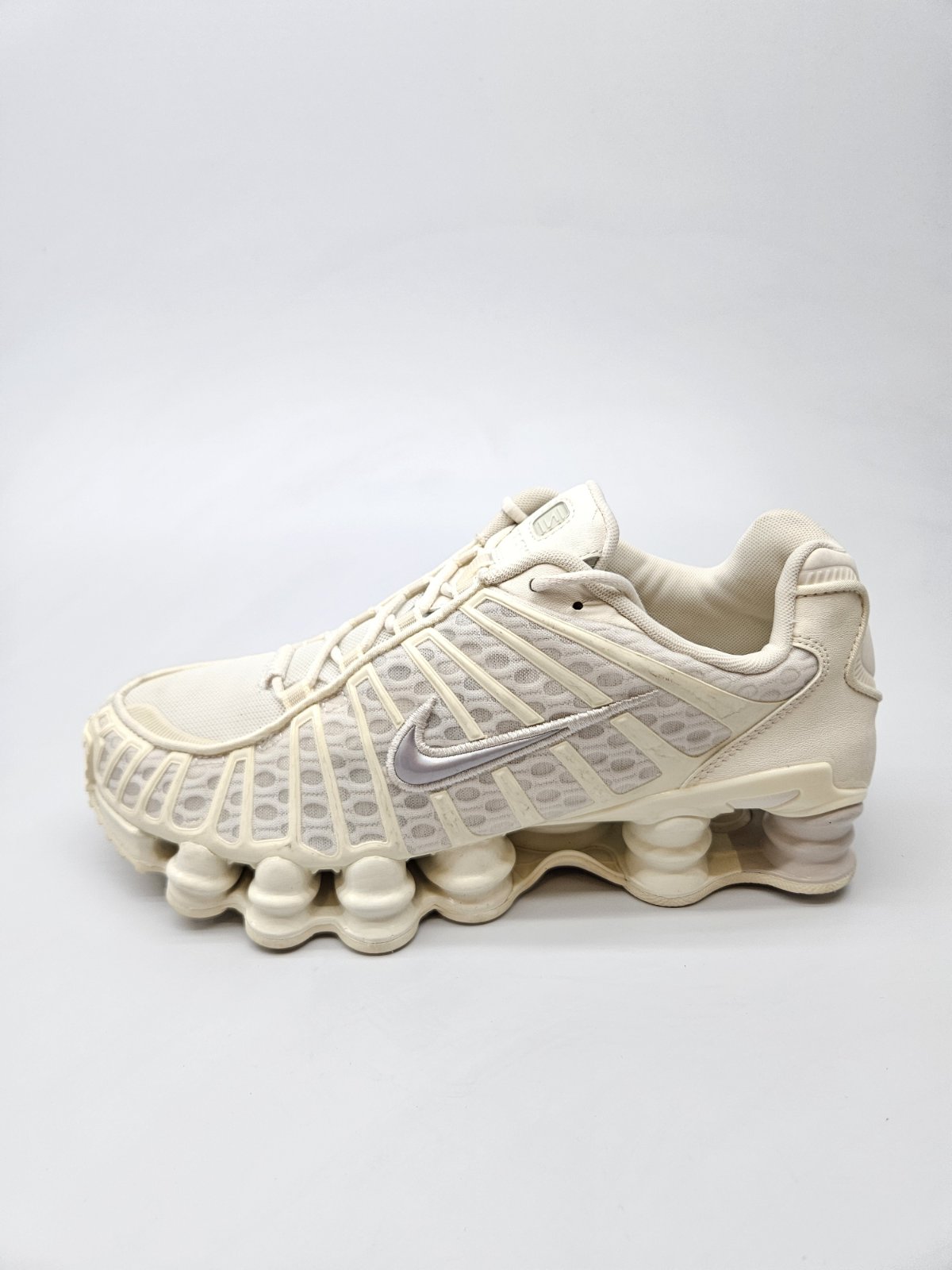 NIKE SHOX NOVI ORIGINAL PATIKI BR 40
