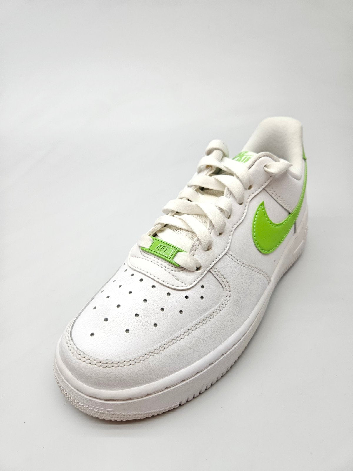 NIKE AF1 NOVI ORIGINAL PATIKI BR 39