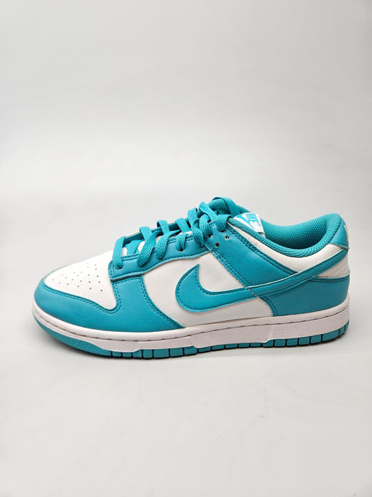 NIKE NOVI ORIGINAL PATIKI BR 40.5