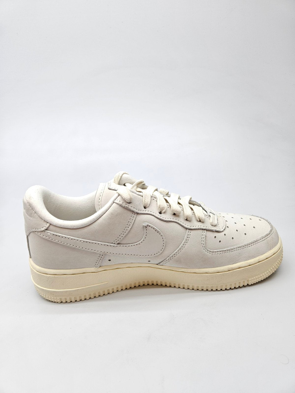 NIKE AF1 NOVI ORIGINAL PATIKI BR 39