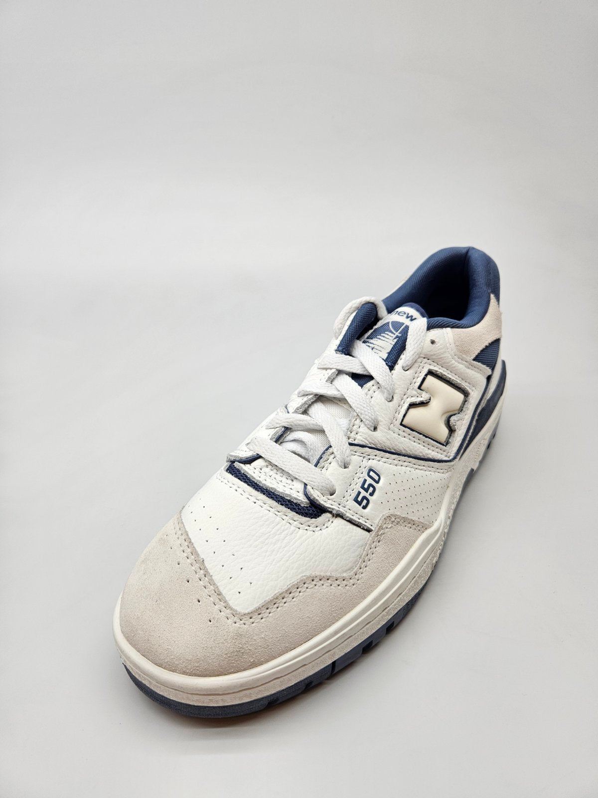 NEW BALANCE NOVI ORIGINAL PATIKI BR 42.5