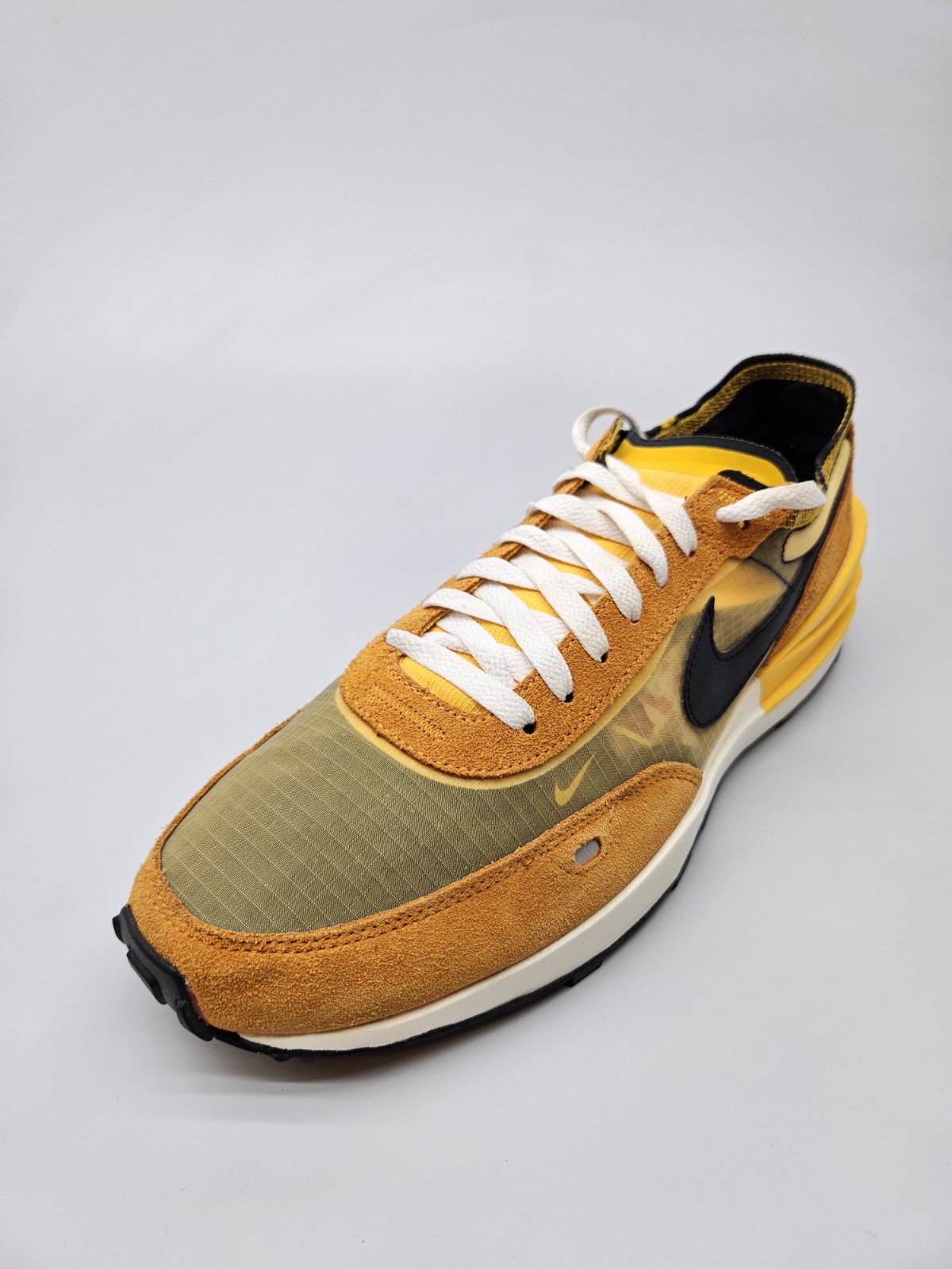 NIKE NOVI ORIGINAL PATIKI BR 43
