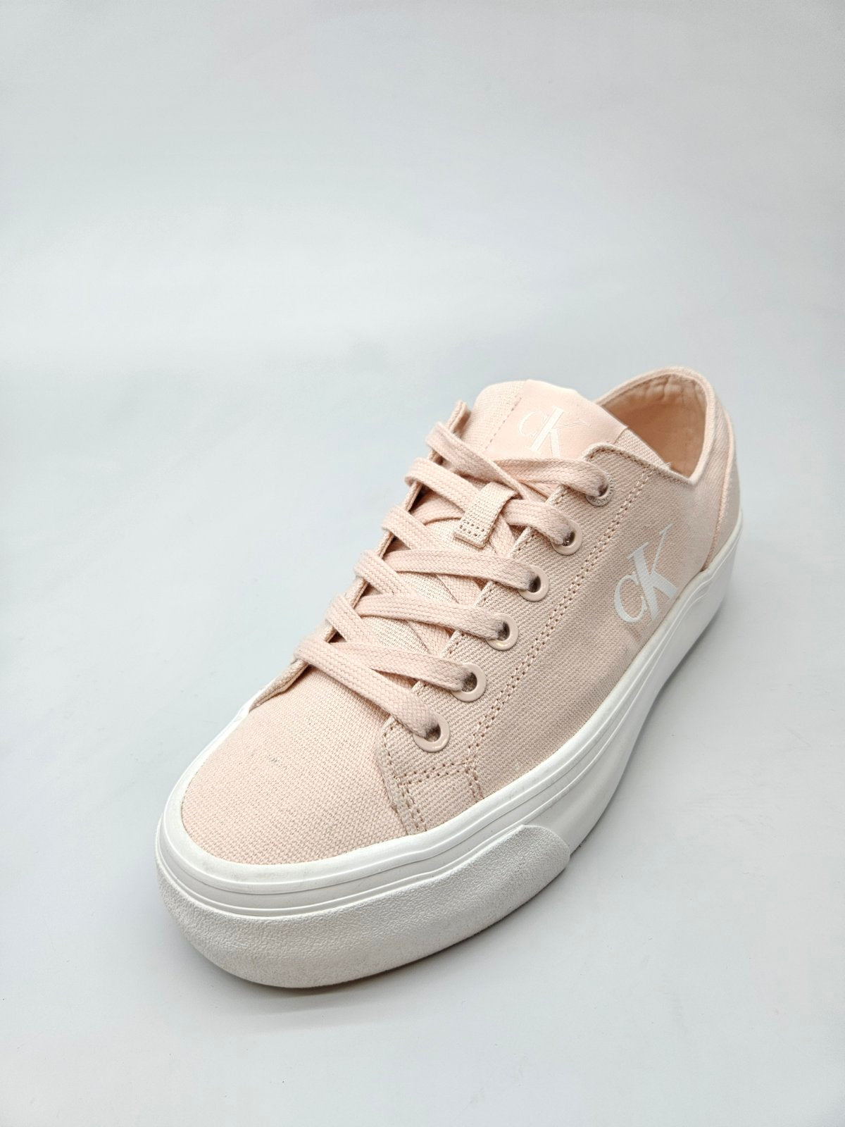CALVIN KLEIN NOVI ORIGINAL PATIKI BR 38