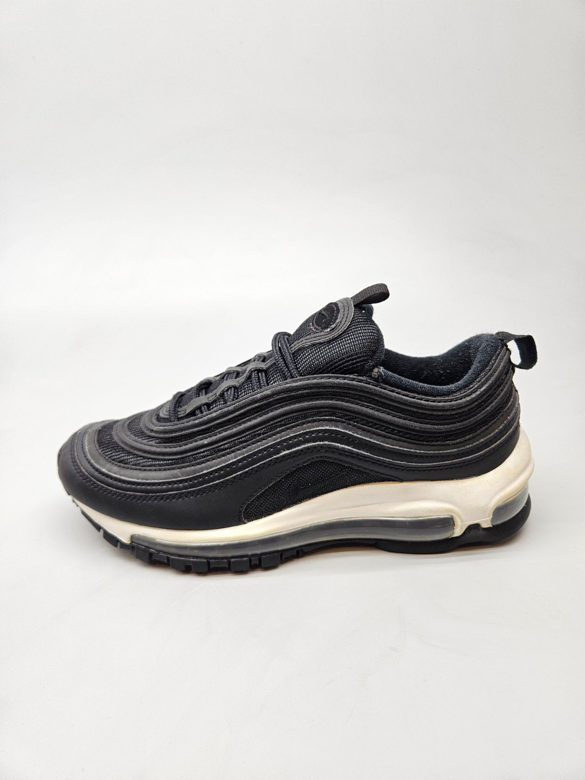 NIKE AIRMAX NOVI ORIGINAL PATIKI BR 37.5