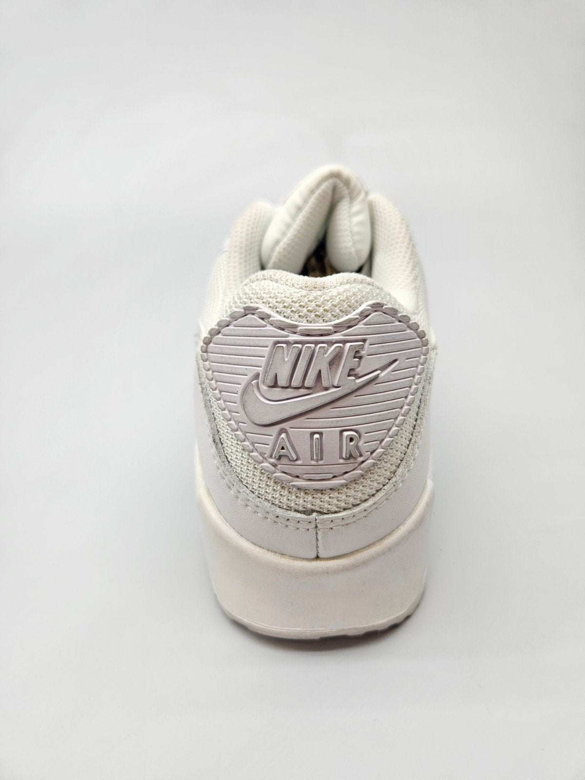 NIKE AIRMAX NOVI ORIGINAL PATIKI BR 38.5