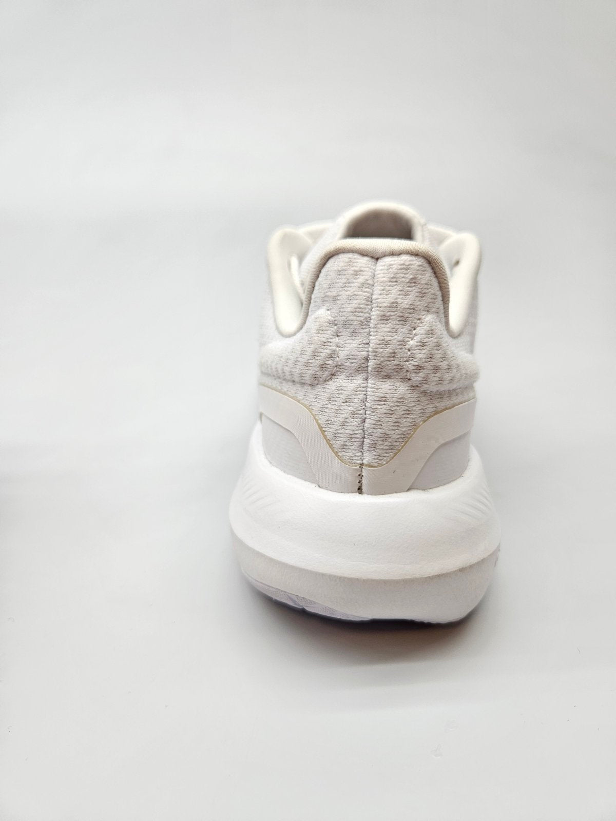 ADIDAS NOVI ORIGINAL PATIKI BR 38.5