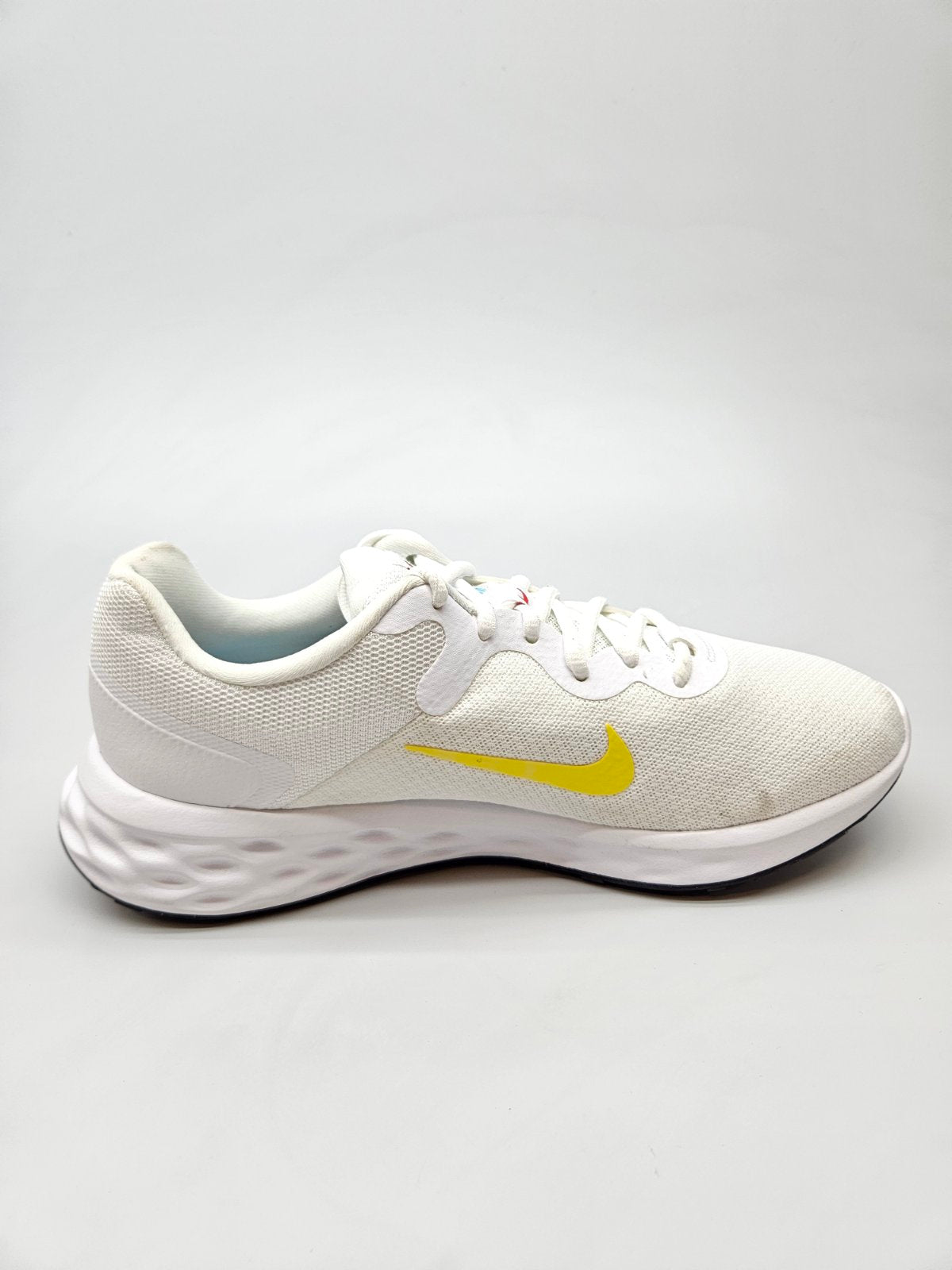NIKE NOVI ORIGINAL PATIKI BR 42
