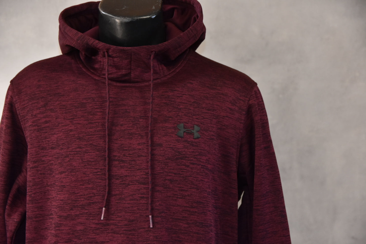 UNDER ARMOUR MASKA DUKSERKA GOLEMINA M