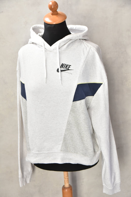 NIKE ZENSKA DUKSERKA GOLEMINA M