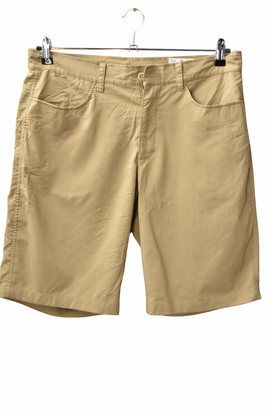 UNDER ARMOUR MASKI KRATKI PANTALONI GOLEMINA 34