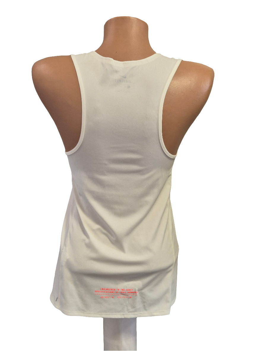 NIKE ZENSKA MAICA GOLEMINA XS
