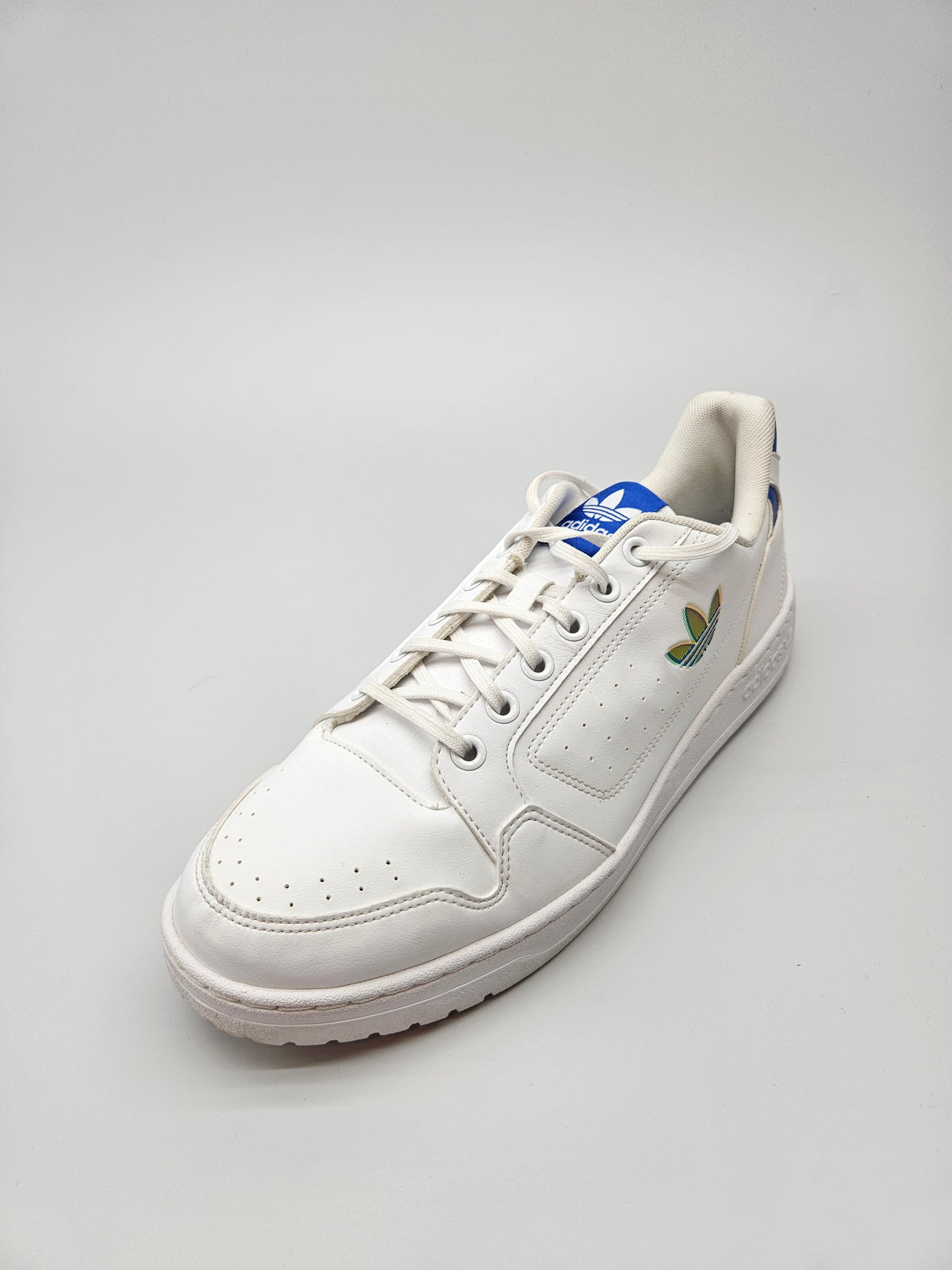 ADIDAS NOVI ORIGINAL PATIKI BR 48.5
