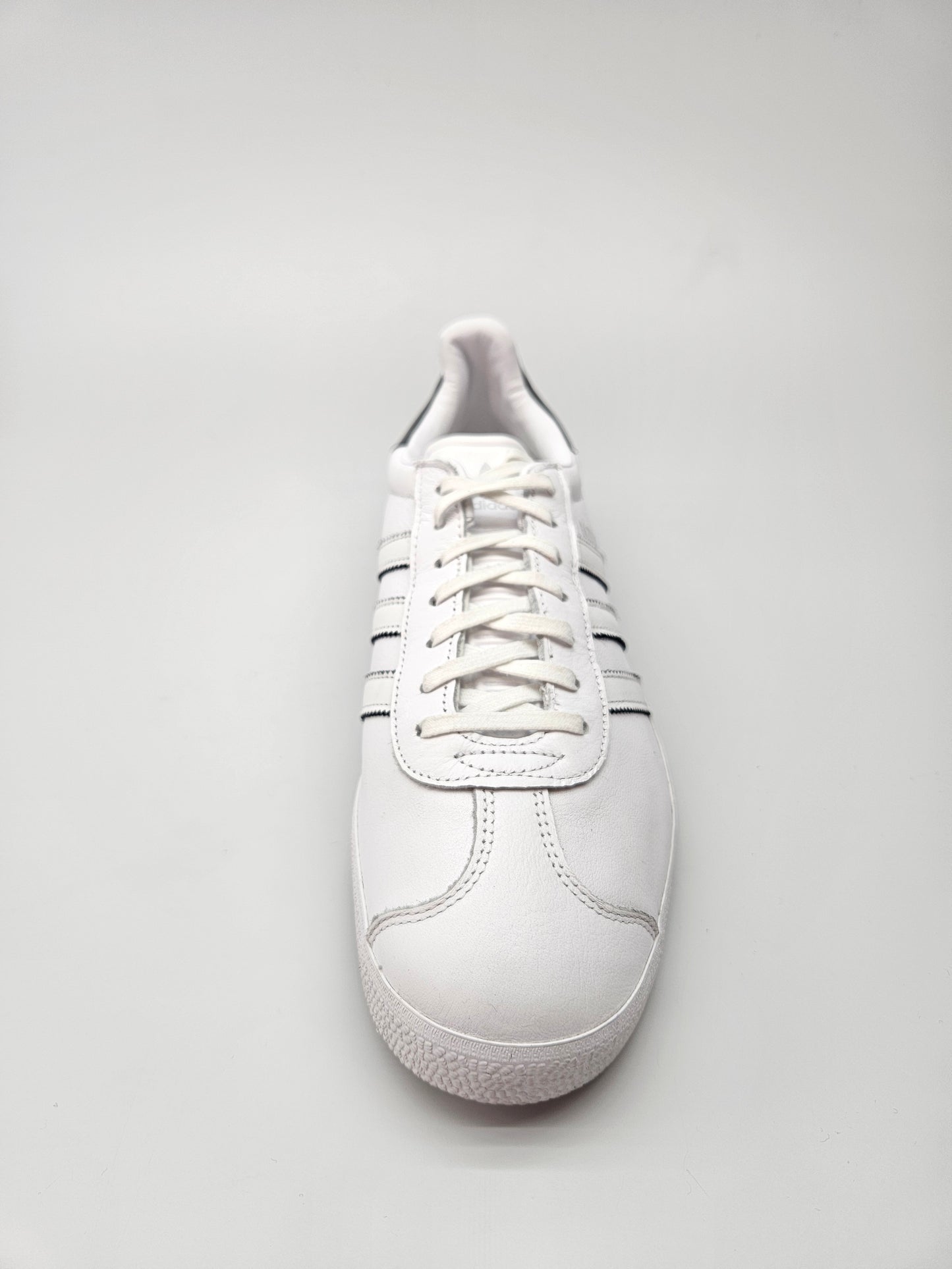 ADIDAS NOVI ORIGINAL PATIKI BR 46