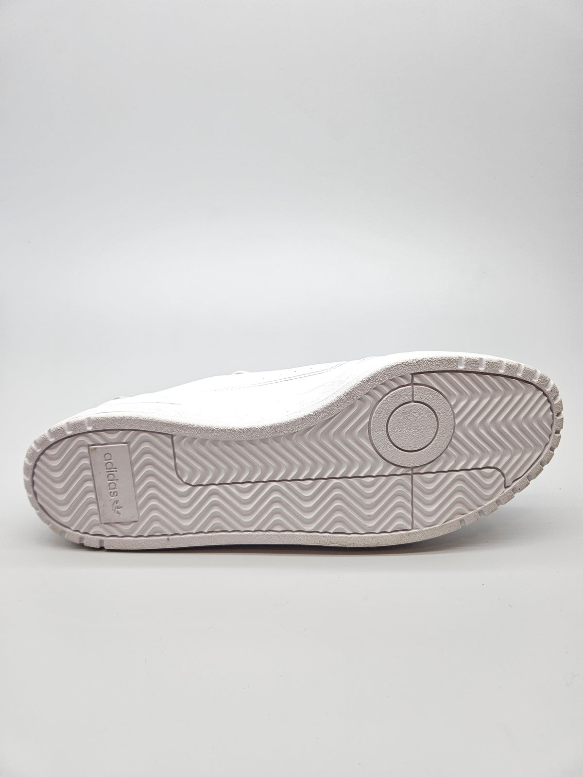ADIDAS NOVI ORIGINAL PATIKI BR 48.5