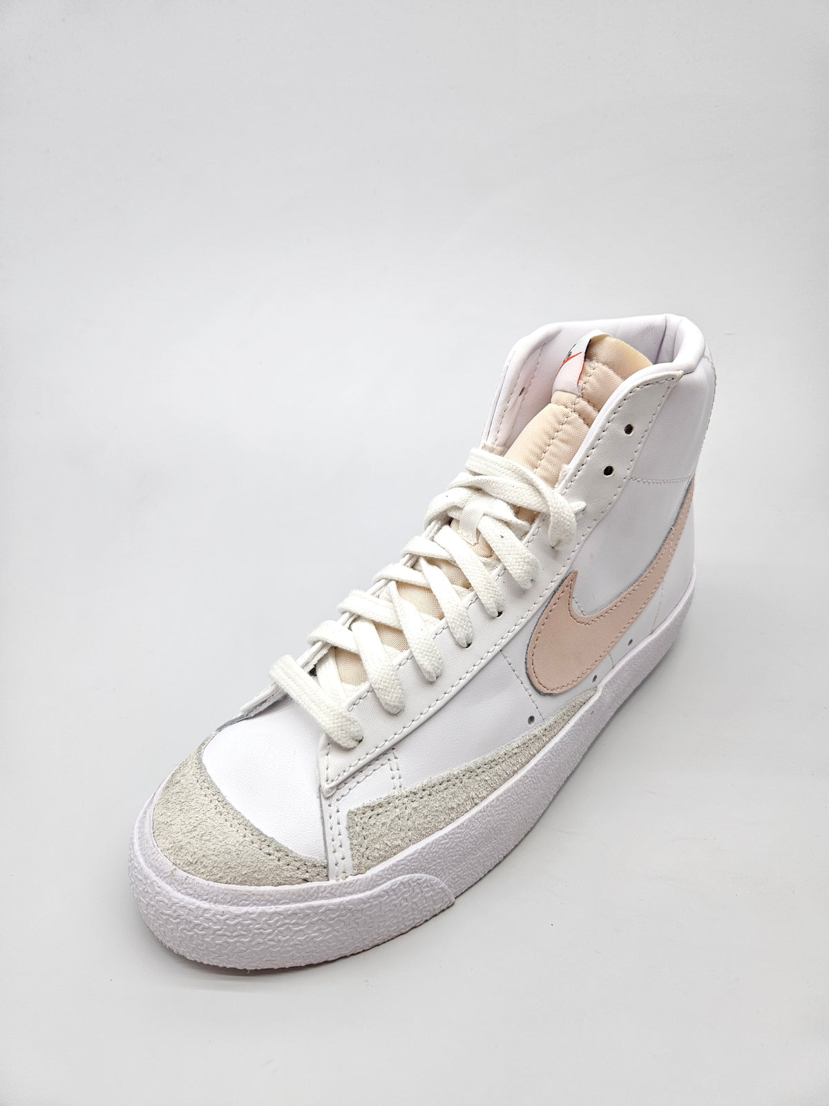 NIKE NOVI ORIGINAL PATIKI BR 39