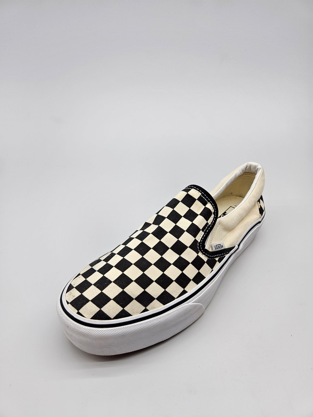 VANS NOVI ORIGINAL PATIKI BR 43