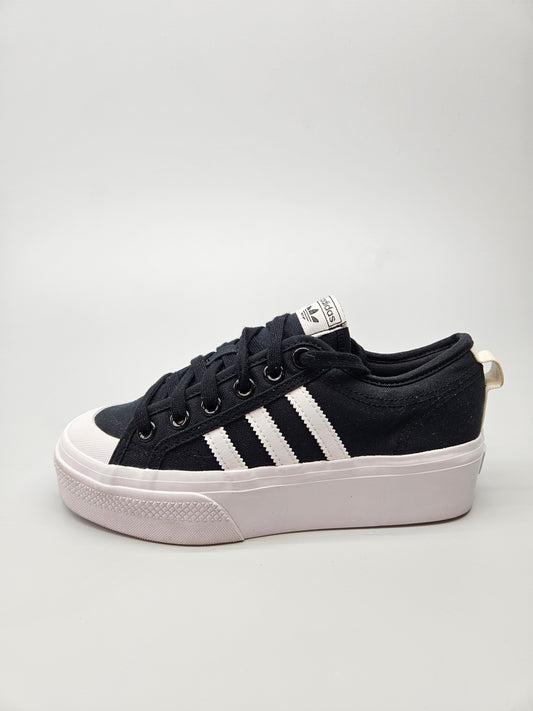 ADIDAS NOVI ORIGINAL PATIKI BR 38