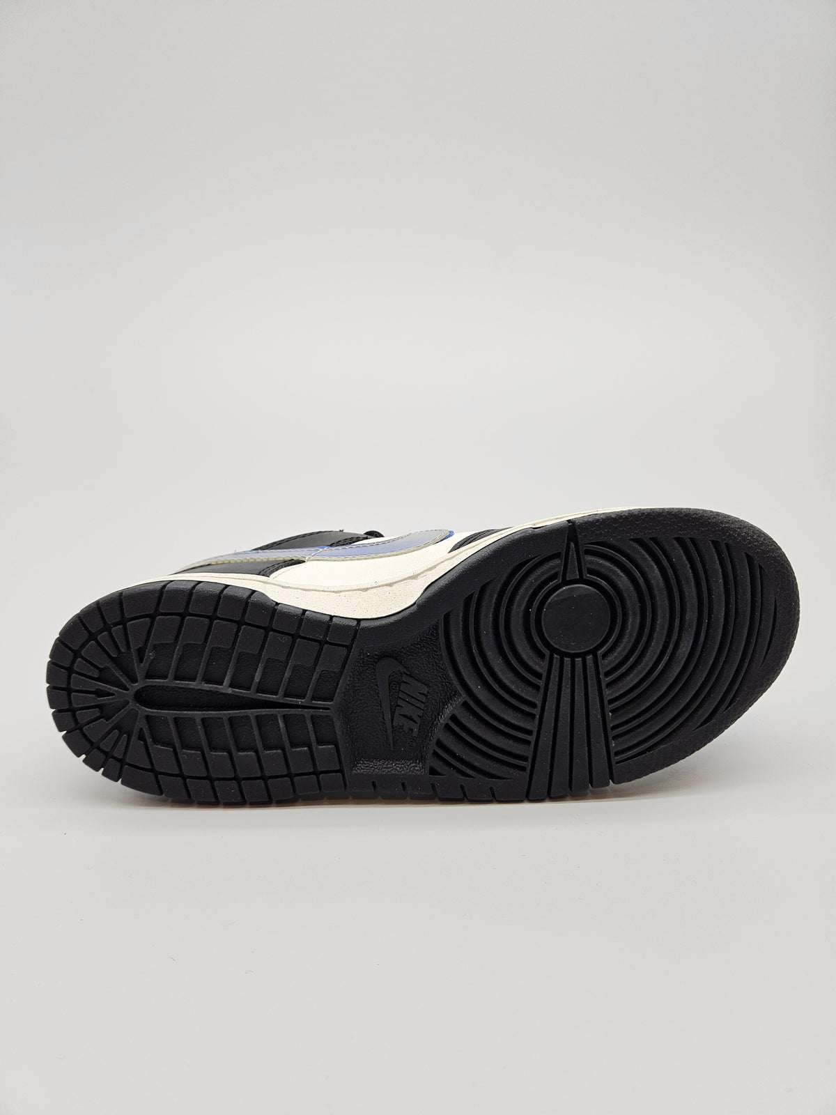 NIKE NOVI ORIGINAL PATIKI BR 36