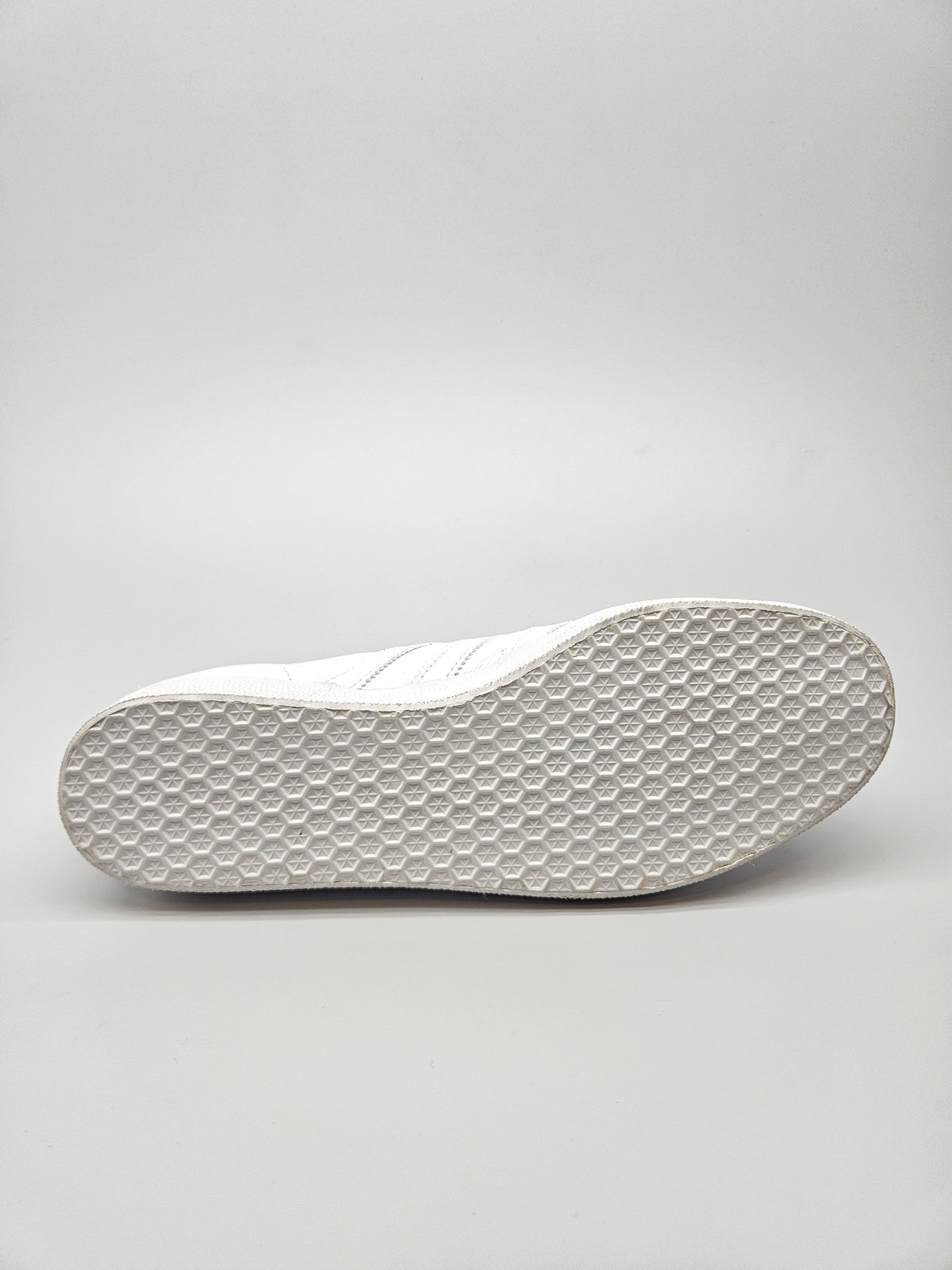 ADIDAS NOVI ORIGINAL PATIKI BR 44.5