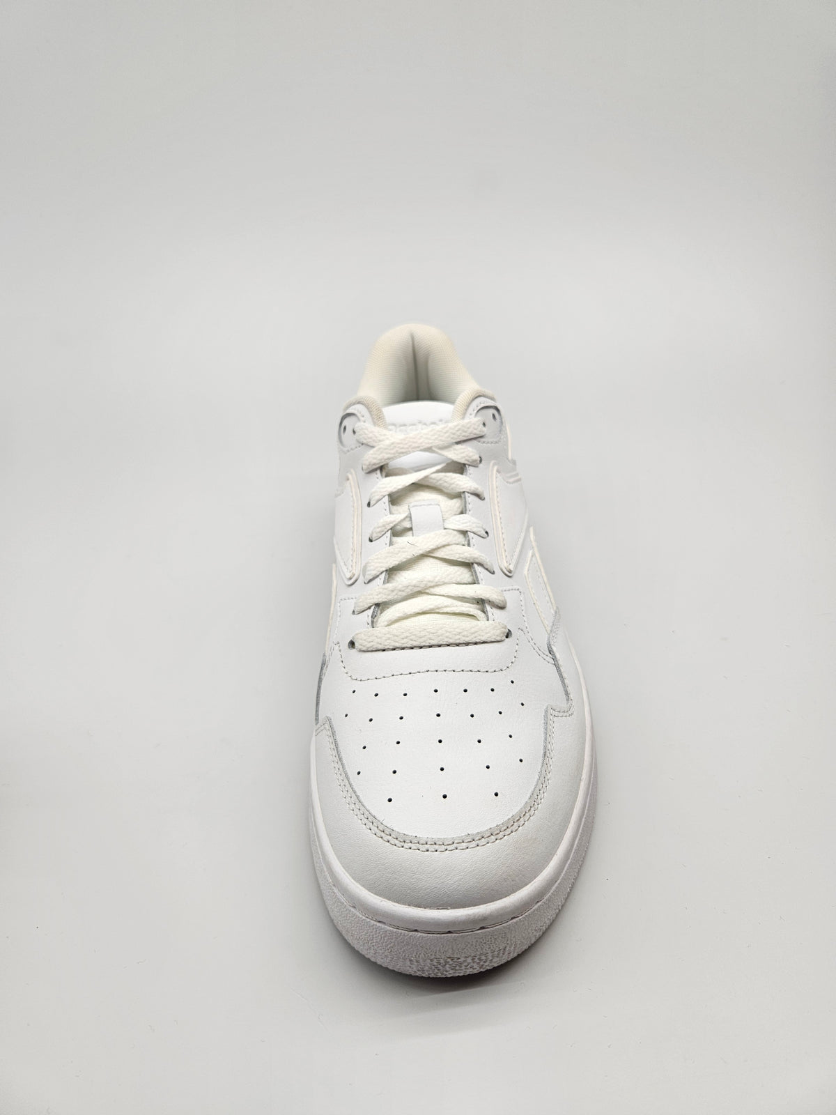 REEBOK NOVI ORIGINAL KOZNI PATIKI BR 44.5
