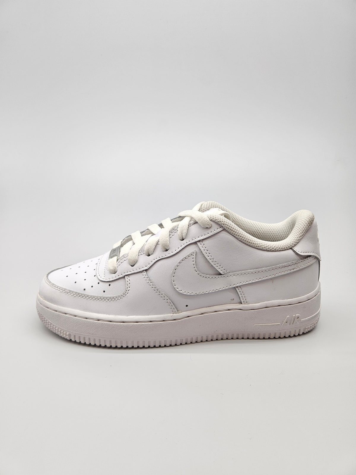 NIKE AF1 ORIGINAL PATIKI BR 38.5