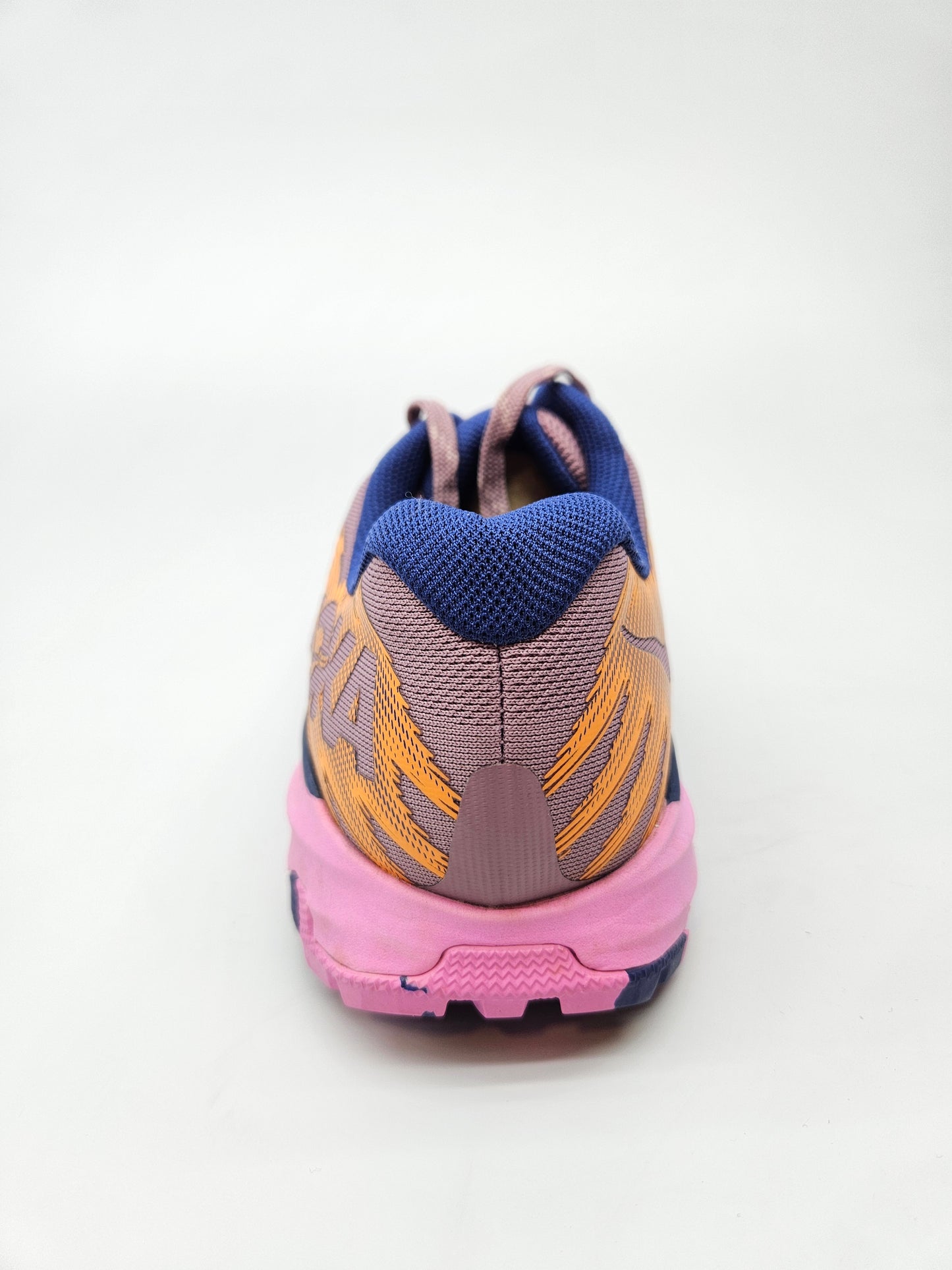 HOKA NOVI ORIGINAL PATIKI BR 38.5