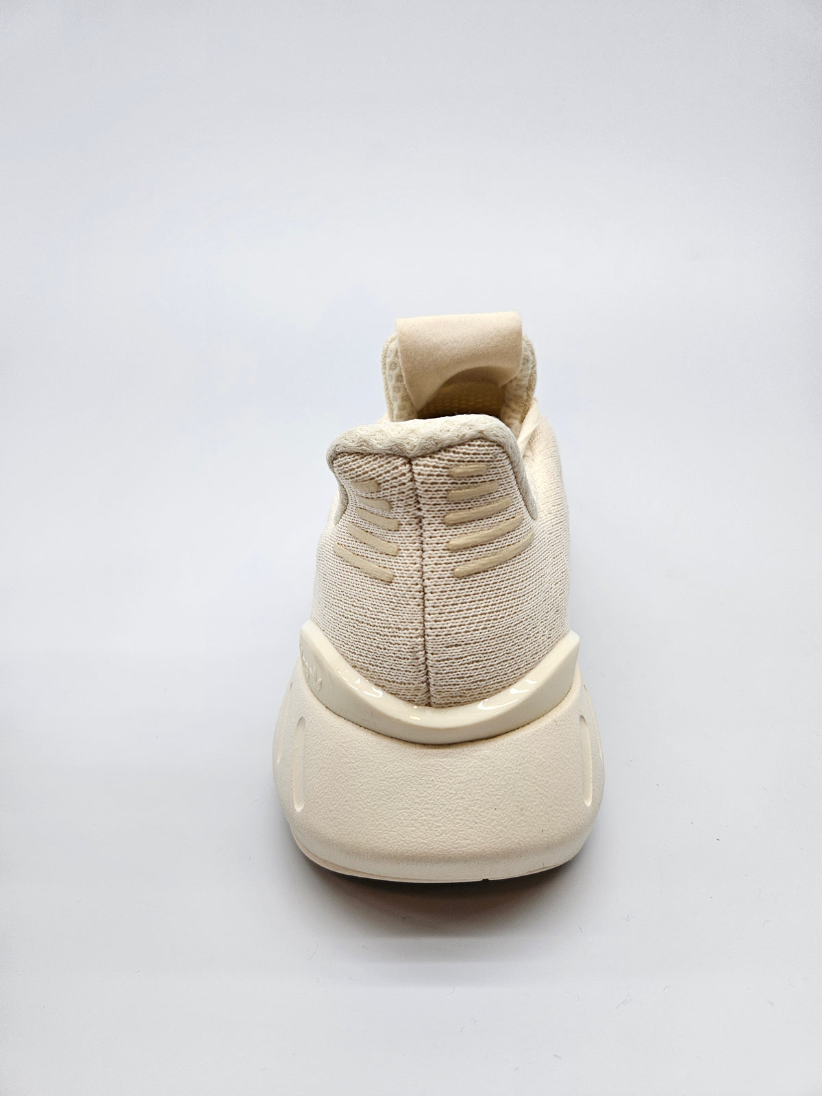 ADIDAS NOVI ORIGINAL PATIKI BR 40