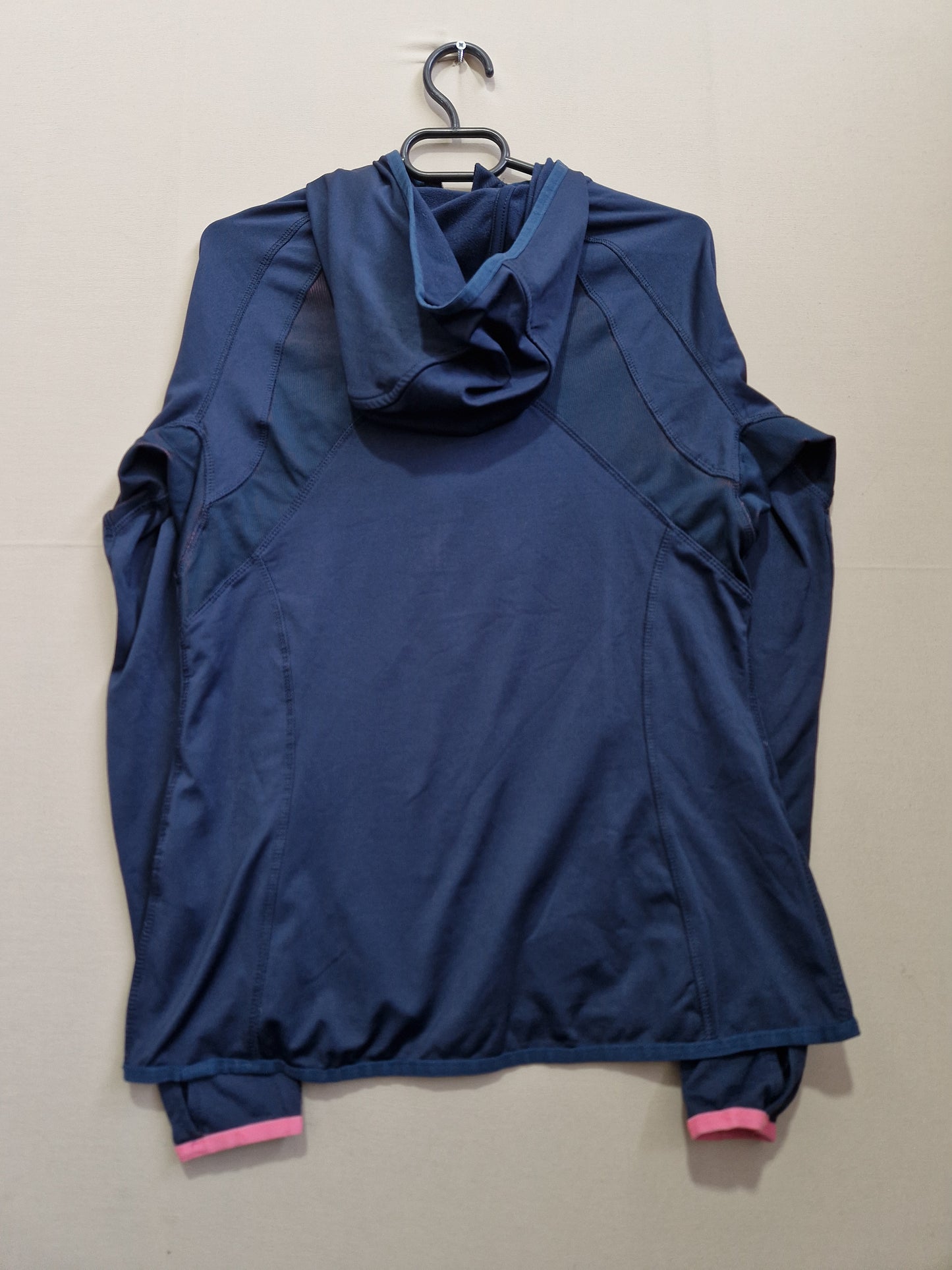 ZENSKA DUKSERKA GOLEMINA S