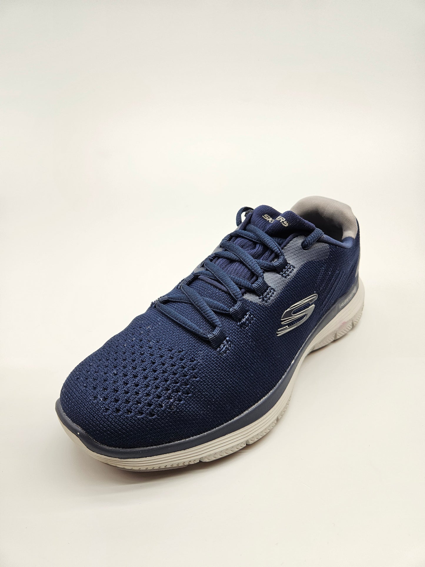 SKECHERS MEMORY ORIGINAL PATIKI BR 41.5