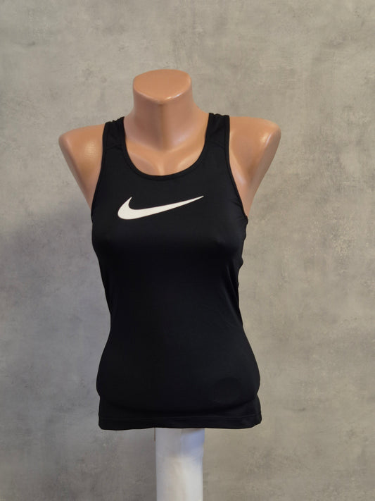 NIKE ZENSKA MAICA GOLEMINA XS