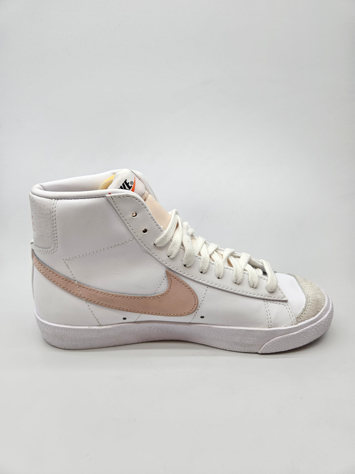 NIKE NOVI ORIGINAL PATIKI BR 39