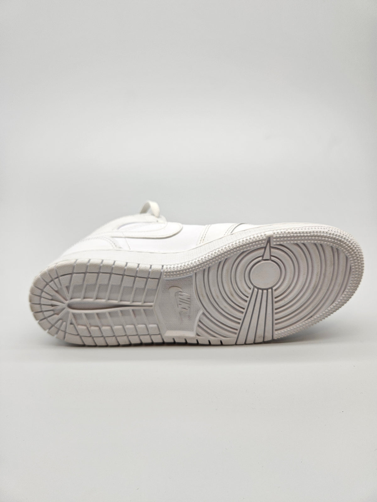 NIKE JORDAN NOVI ORIGINAL PATIKI BR 36