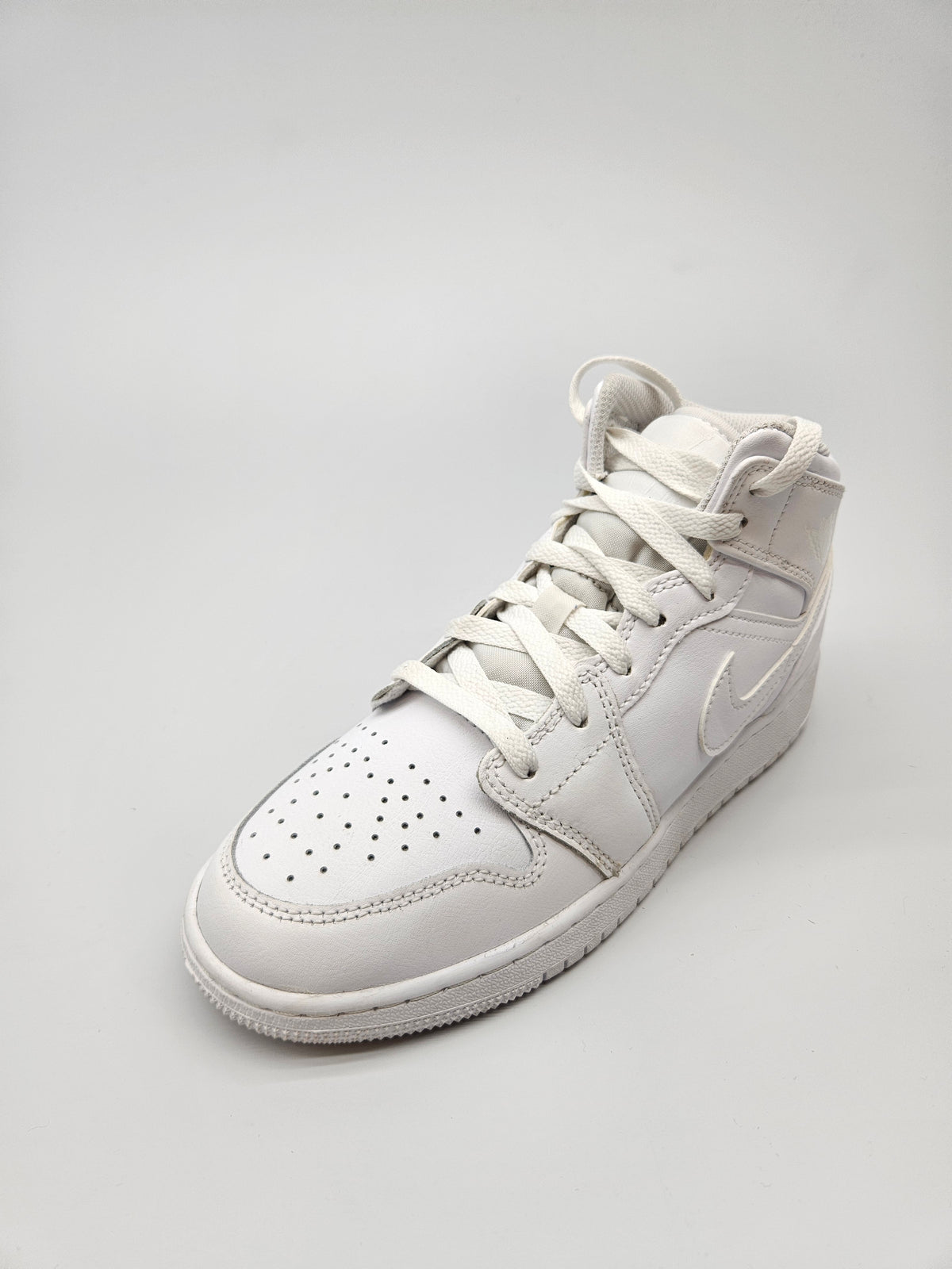 NIKE JORDAN NOVI ORIGINAL PATIKI BR 36