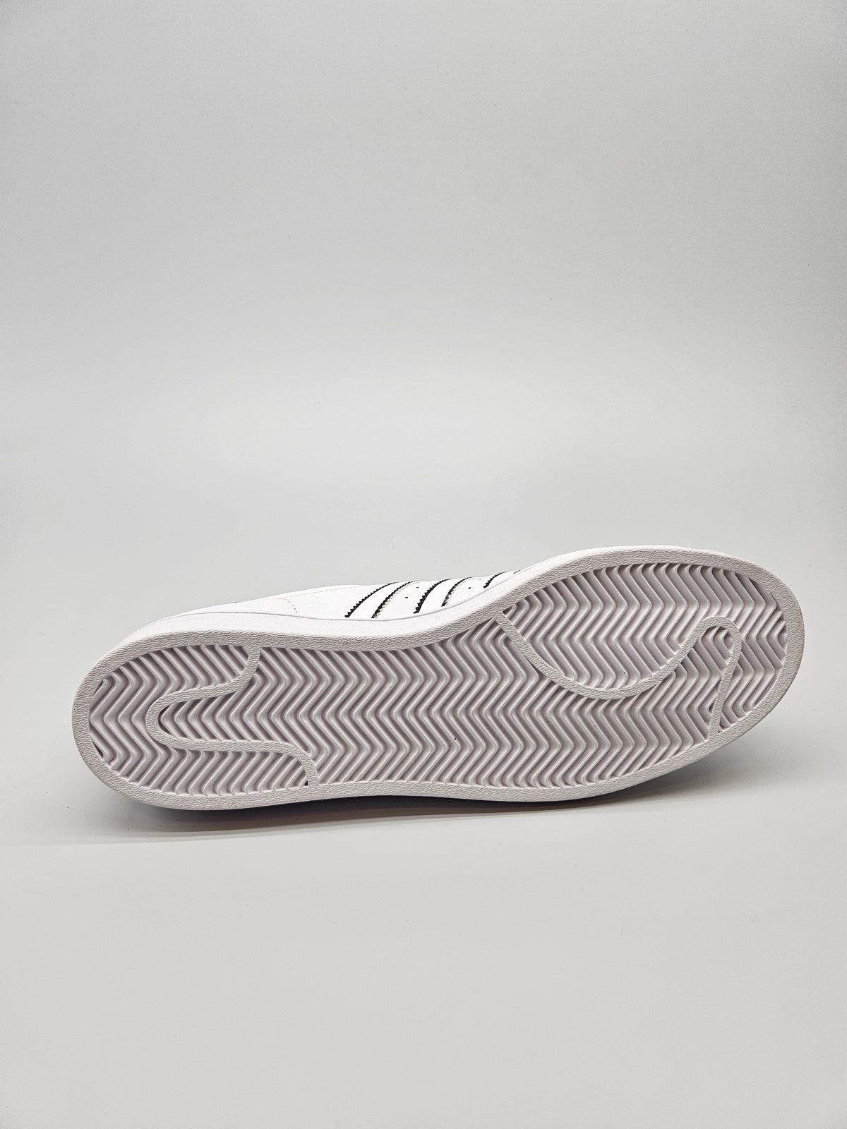 ADIDAS NOVI ORIGINAL PATIKI BR 46