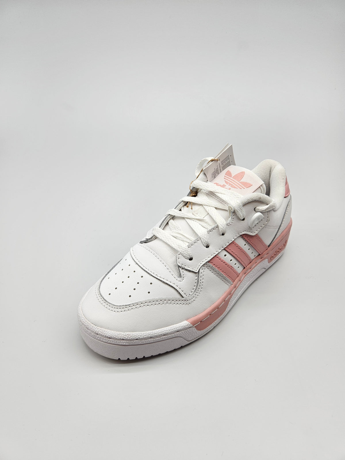 ADIDAS NOVI ORIGINAL PATIKI BR 37