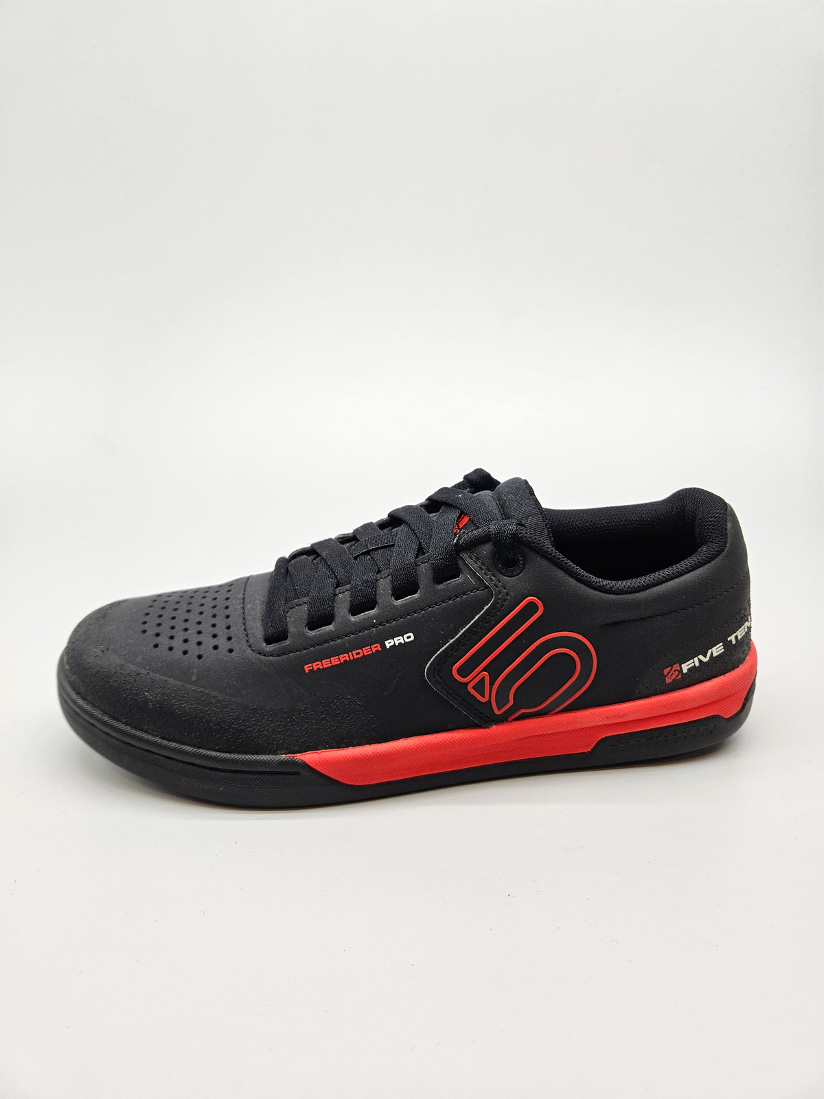 ADIDAS FIVETEN ORIGINAL PATIKI BR 44.5