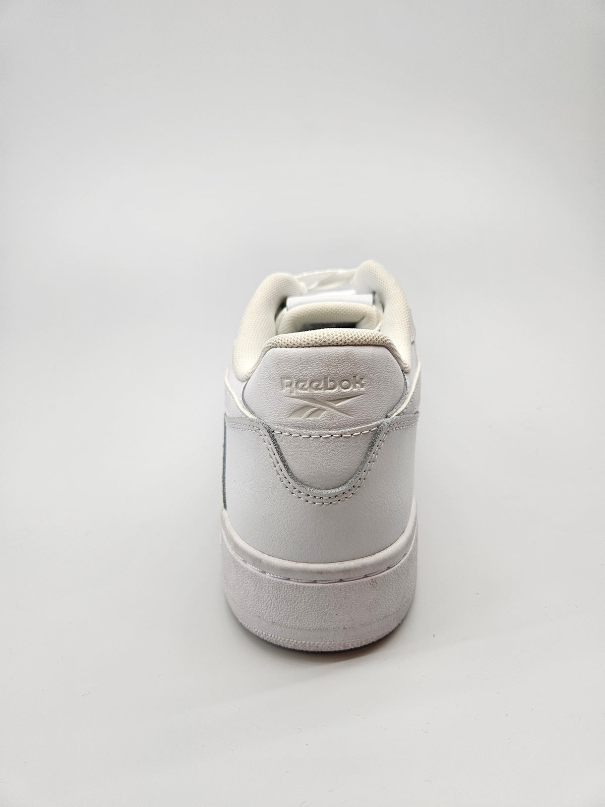 REEBOK NOVI ORIGINAL KOZNI PATIKI BR 44.5